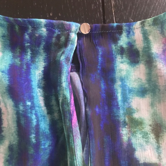 💜💚💙MOSSIMO Sheer Top - Picture 5 of 8